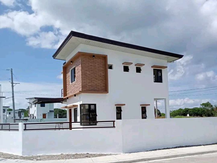 house and lot beach front in batangas