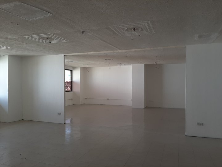 Office space for rent in Alabang - 135sqm