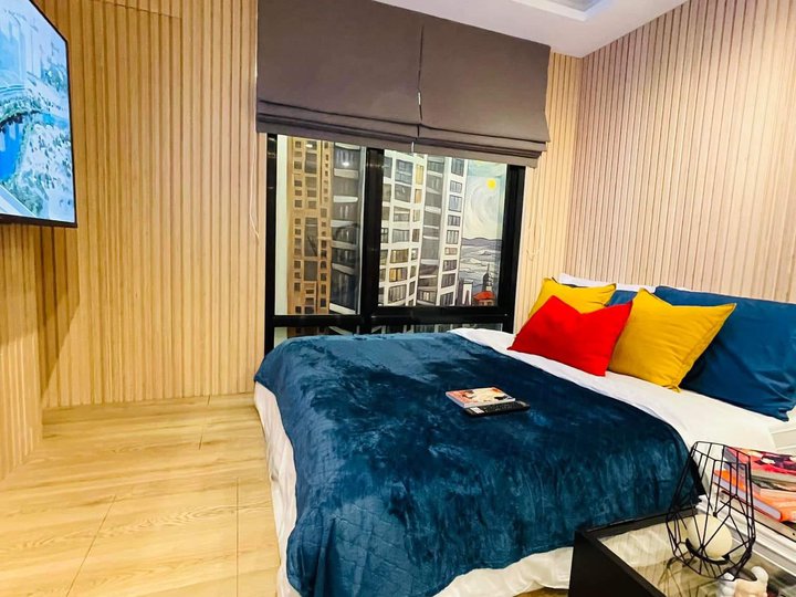 Japanese condo for sale in Pioneer Mandaluyong - Preselling 13K per month