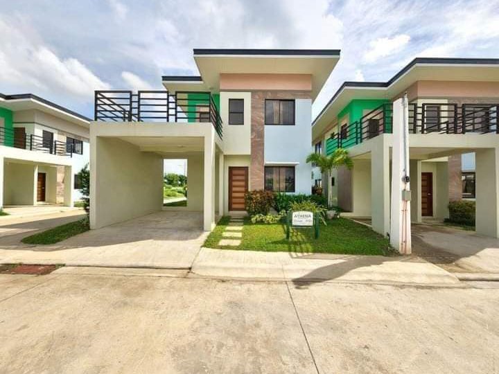 4-bedroom Single Detached House For Sale in Trece Martires Cavite