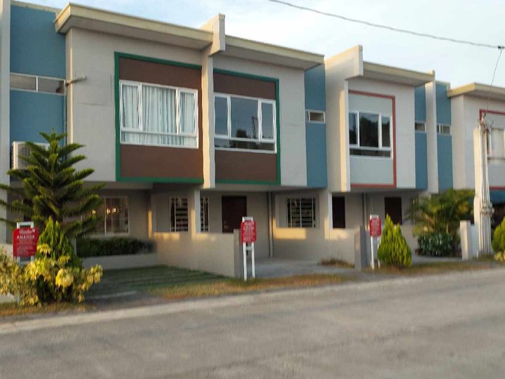 House For Sale in Hamilton Executive Residences in  Imus Cavite