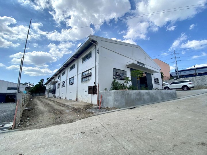 Warehouse (Commercial) For Sale along Mindanao Avenue