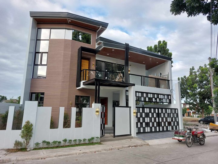Brand New 4BR House and Lot in Mabalacat Near Clark Pampanga
