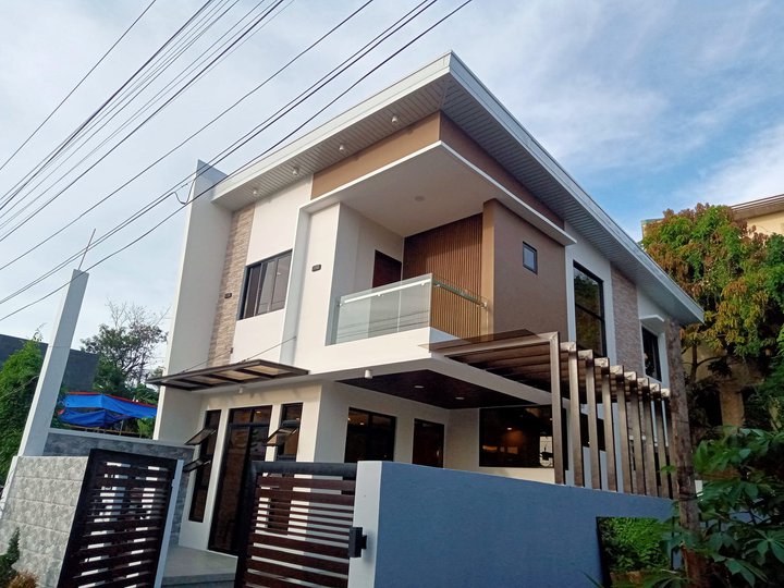 4-bedroom Single Attached House For Sale in Antipolo Rizal Flood free!