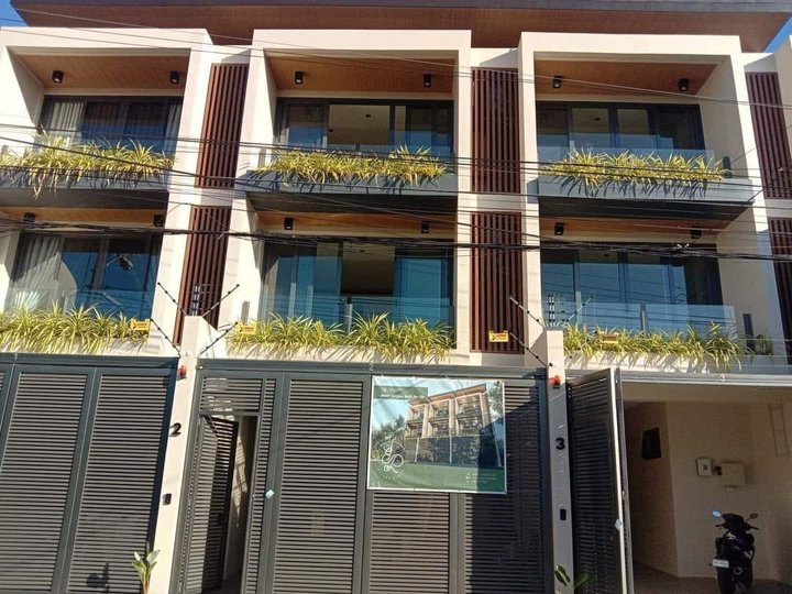 Brandbew Townhouse For Sale in Inwood Residences Mandaluyong City