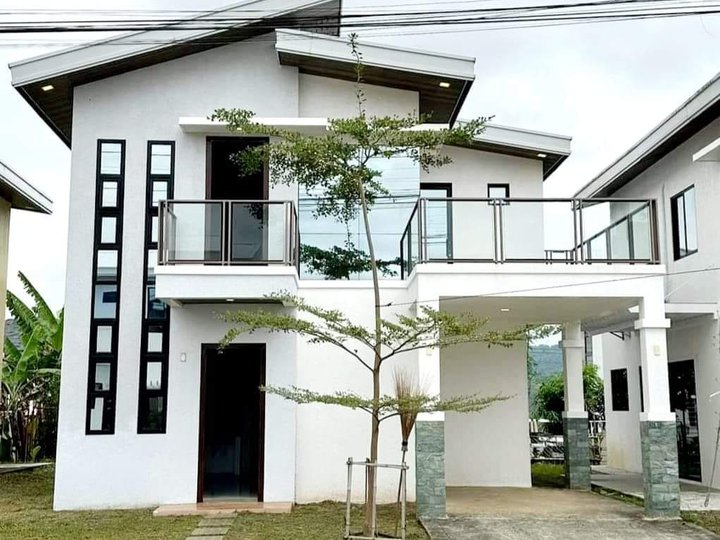 4 Bedroom House and lot in Xavier Estate uptown cdo