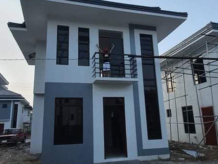 ASSUME! 3-bedroom House For Sale in Bacolod Negros Occidental