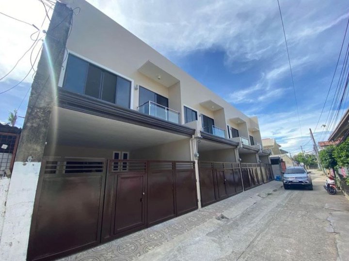 3-bedroom Townhouse For Sale in Maguikay Mandaue Cebu