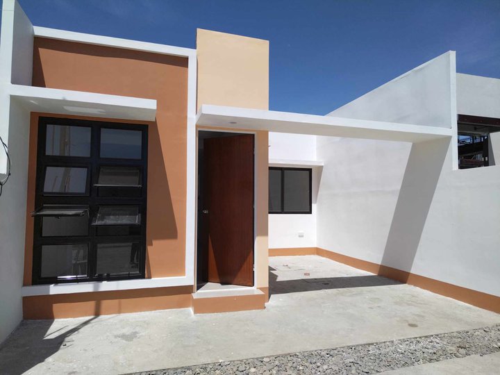 3  Bedrooms Rowhouse For Sale Semi-furnished in General Santos City