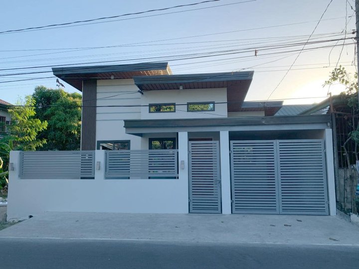 Newly-Built Modern High Ceiling Bungalow for Sale in Magalang Pampanga