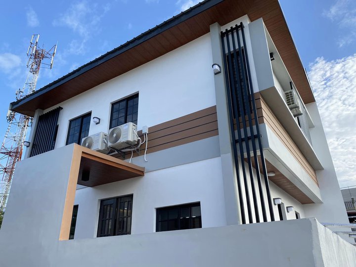 Deparo Executive Villas Caloocan 4-bedroom Single Attached House 165 sqm For Sale C3U5