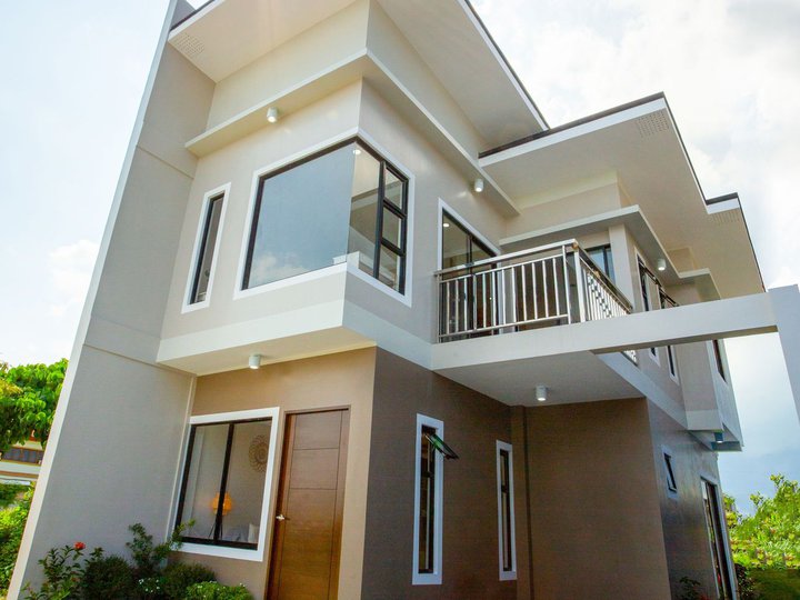 3-Bedroom Single Attached Beach House in Cebu
