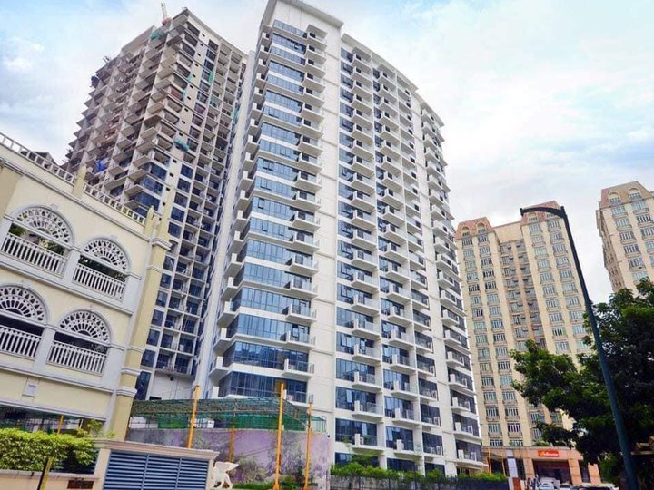 Rent to Own 1 Bedroom with Balcony in Mckinley Hill Taguig City (Pet Friendly)