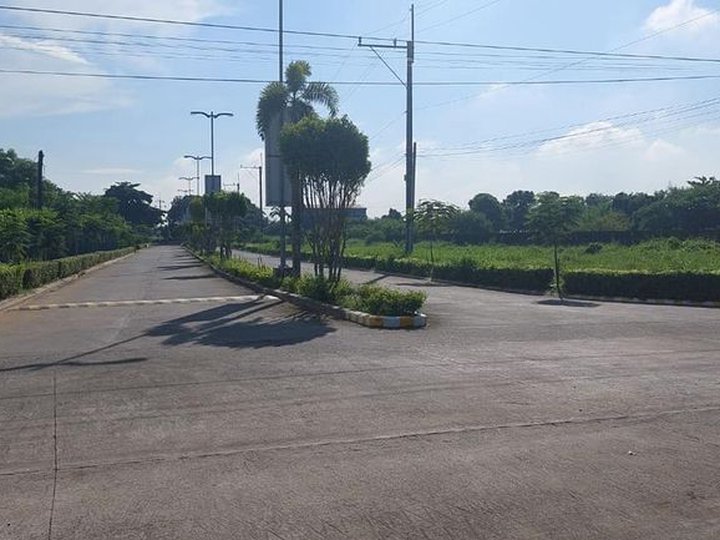 Land for sale in Kawit Cavite Baypoint estate