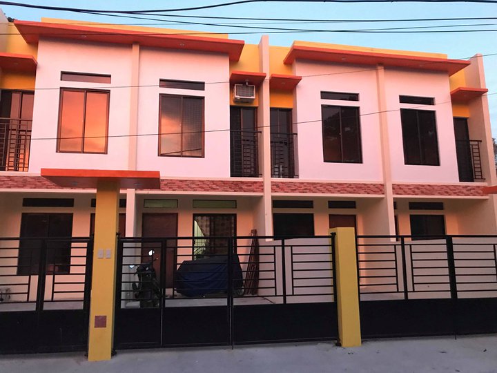 2BR Townhouse For Sale in Zapote Tramo Santos Homes Las Piñas