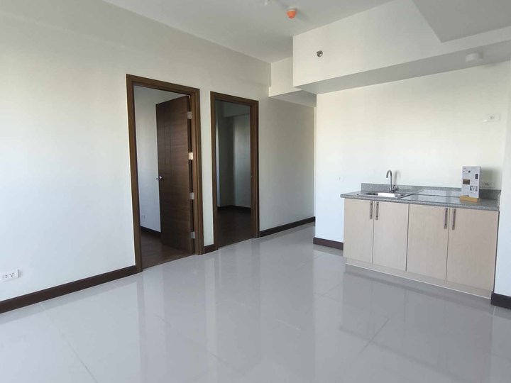 For sale two bedrooms condo in taft pasay near cartimar
