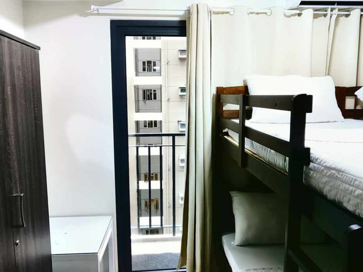 Shore 2 Residences 1-bedroom Condo For Sale in Pasay Metro Manila