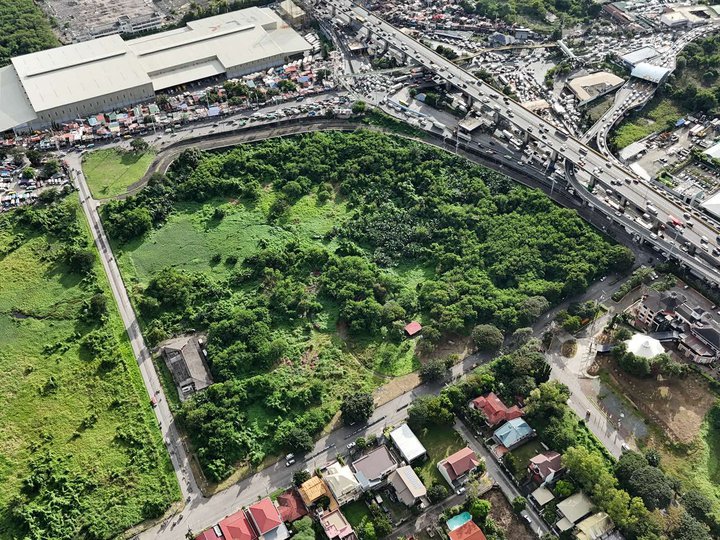 SUCAT PARANAQUE COMMERCIAL LOT FOR SALE
