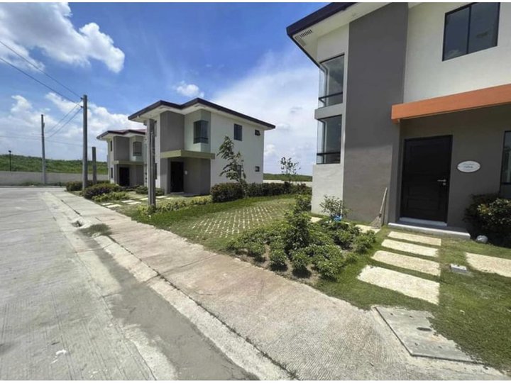 2 Bedroom House & Lot, Avida (Ayala Land) Northdale Settings Alviera ...