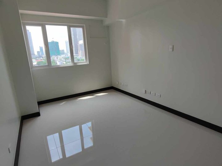 ready for occupancy condominium in pasay area city near universities