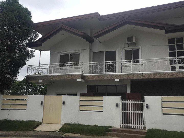 6-bedroom House For Rent in Pueblo Golf Estates, Cagayan de Oro