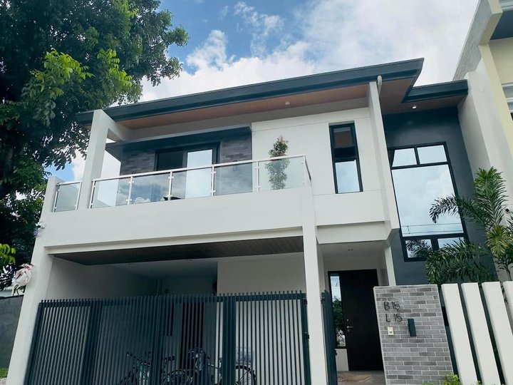 FOR SALE BRAND NEW MODERN CONTEMPORARY HOUSE AND LOT IN ANGELES CITY NEAR MARQUEE MALL