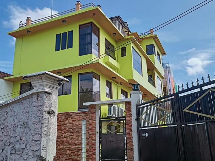 3-Storey 8-bedroom Apartment For Sale in Cebu City Cebu