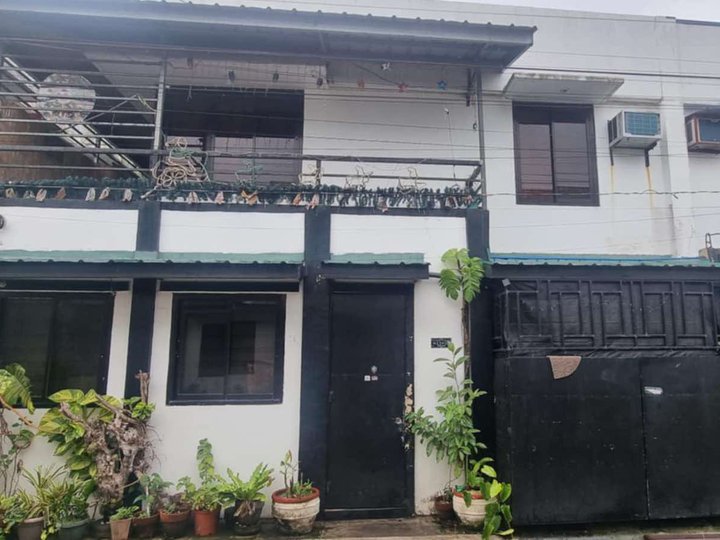 Townhouse type with terrace RUSH SALE in Lipa