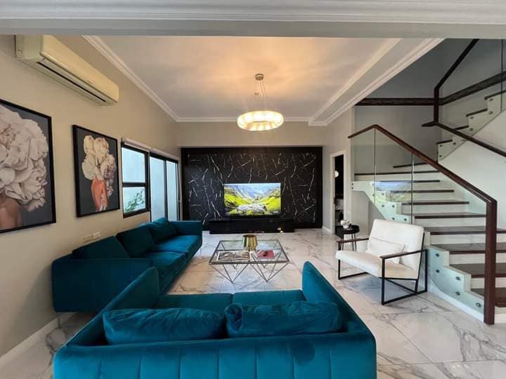 Furnished 256.00 sqm 3-bedroom Condo For Sale in Cebu Business Park Cebu City Cebu