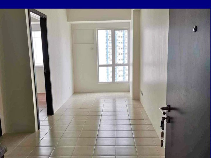 Ready For Occupancy 30.00 sqm 1-bedroom Condo For Sale in Pioneer Woodlands