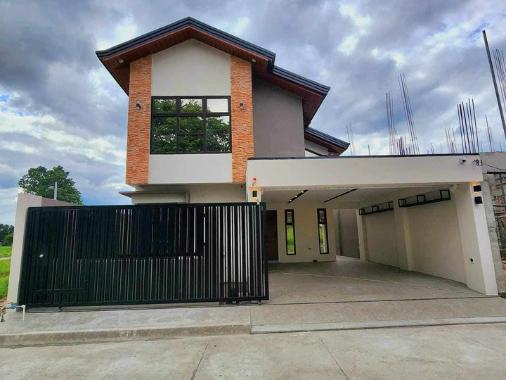 3-bedroom House For Sale in Town and Country Homes San Fernando, Pampanga