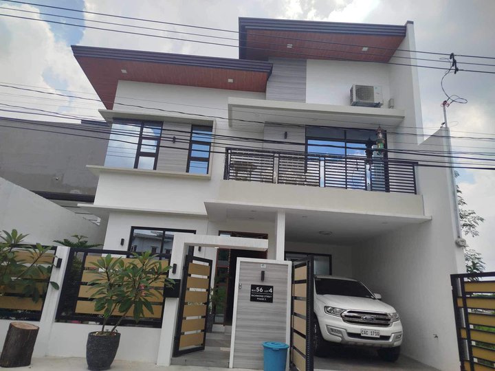 RUSH SALE ALMOST NEW FURNISHED MODERN TWO STORY HOUSE IN ANGELES CITY NEAR CLARK