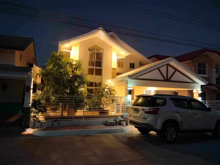 4-bedroom House For Sale in Mawing Village 1, San Fernando, Pampanga