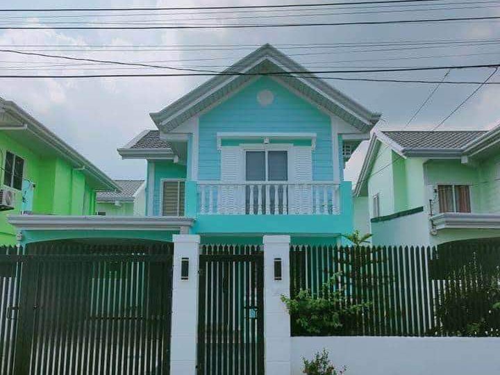 5-bedroom House For Rent in Angeles, Pampanga