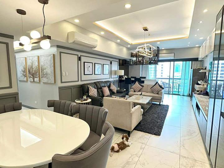 2 Bedroom with Maid's room and parking for sale in prime location in Makati - Frabella Condominium