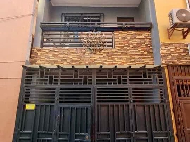 FOR SALE THREE STOREY WELL-MAINTAINED FULLY FURNISHED HOUSE AND LOT IN QUEZON CITY