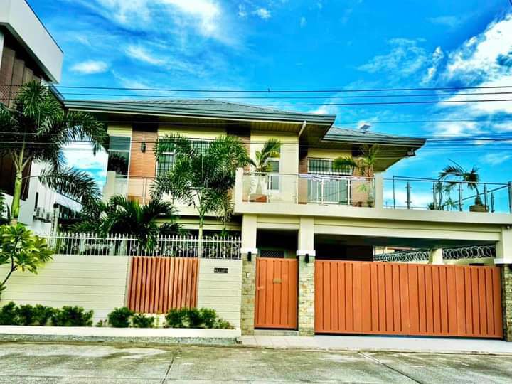 FOR RENT FURNISHED HOUSE NEAR CLARK , ANGELES PAMPANGA