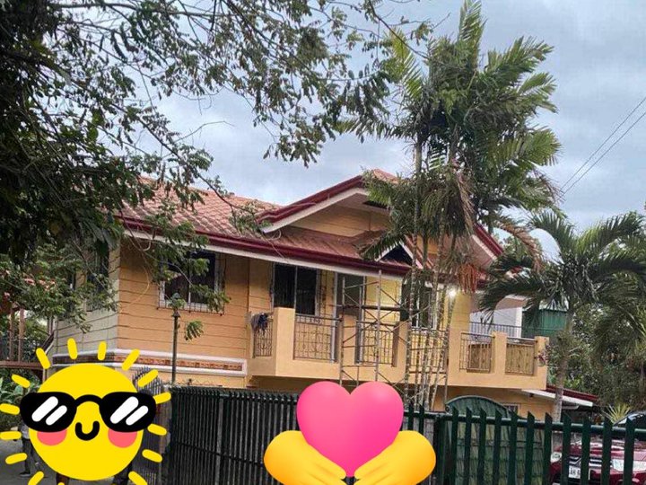 4br House and Lot with additional vacant lot Tagaytay near Tolentino