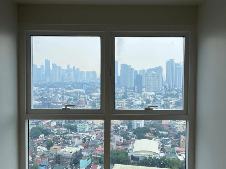 FOR SALE  Brand new 1 Bedroom in MADISON PARK WEST (BGC)