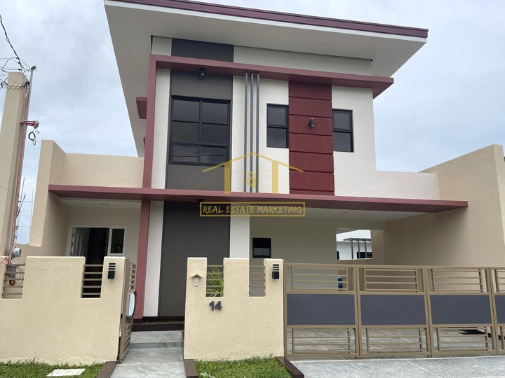 RFO 4-bedroom Single Attached For Sale near Imus Doctors Hospital