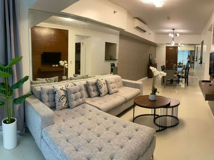 FOR RENT: Two Serendra at Redoak - 3 Bedroom Unit, Furnished, 109 Sqm., 1 Parking Slot, BGC, Taguig