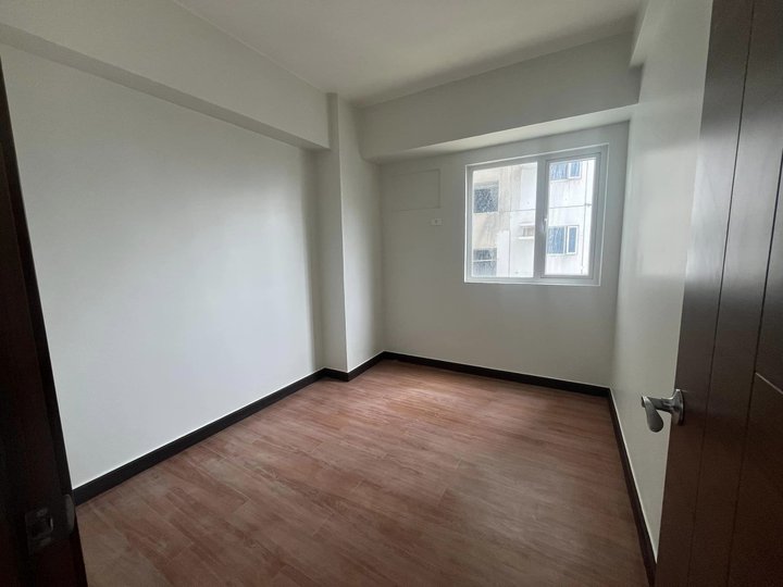 Preselling and RFO 2 Bedroom condo in Pasay