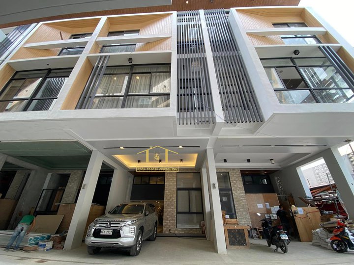 4-bedroom Townhouse For Sale in Santa Mesa Quezon City