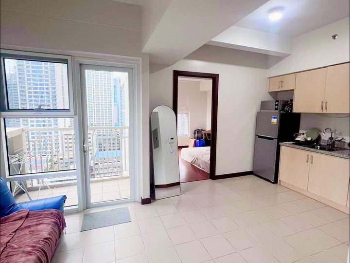 Income Generating one Bedroom in Paseo de Roces Makati for sale