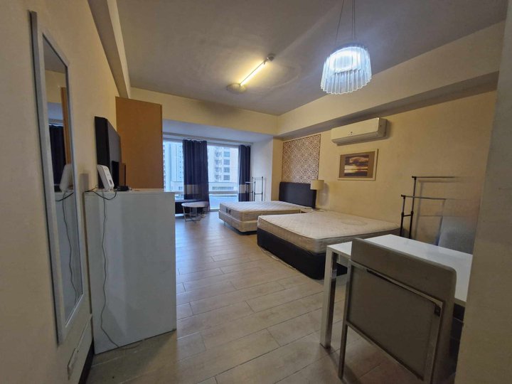 For Rent Studio Unit 40.90 sqm in TWO CENTRAK Makati City