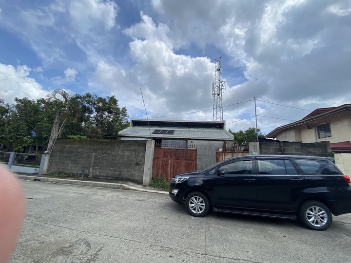 Pre-Owned Warehouse with vacant lot at the back For Sale Malvar Batangas