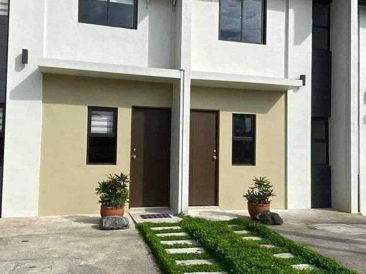 SINGLE ATTACHED HOUSE AND LOT END UNIT FOR SALE IN TRECE AMAIA MARTIRES NEAR HOSPITALS