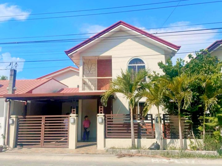 Pre-Owned 3-bedroom Single Detached House For Sale in Bacolor Pampanga