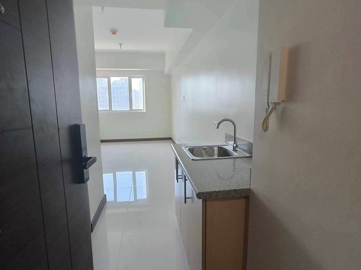 RFO Condo for sale in Pasay City near DFA, OWWA and BIR
