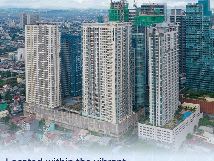 RFO 1 Bedroom high quality condo in BGC The Seasons Residences near Everest Academy Manila